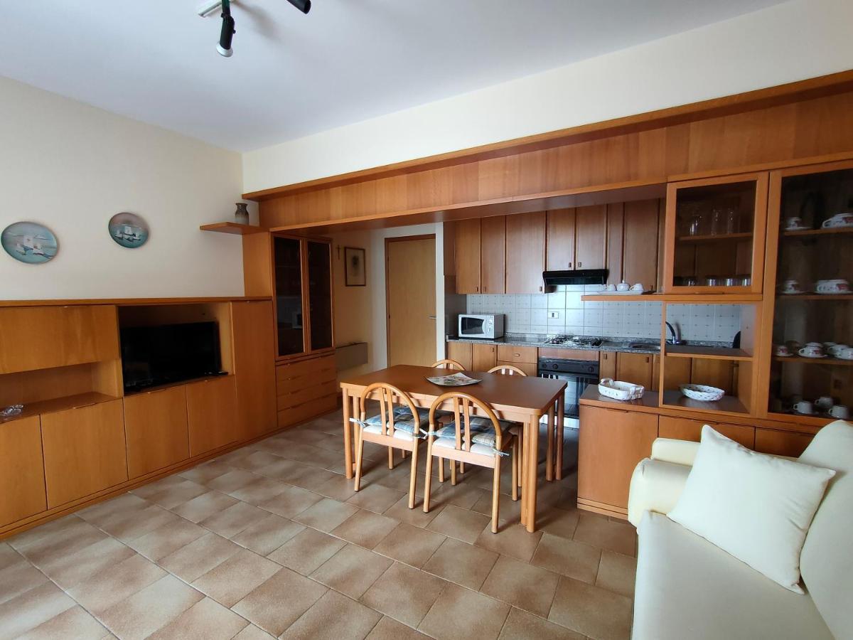 Iseolakerental- Casa Trentapassi Riva di Solto Esterno foto