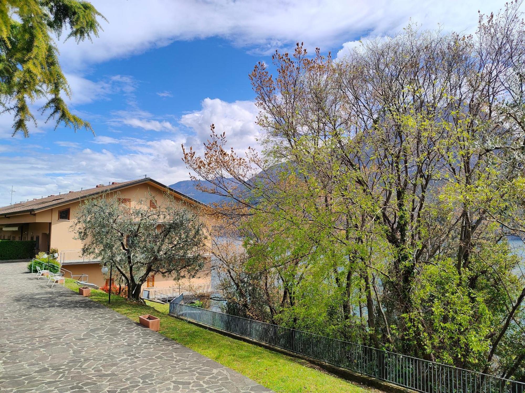 Iseolakerental- Casa Trentapassi Riva di Solto Esterno foto