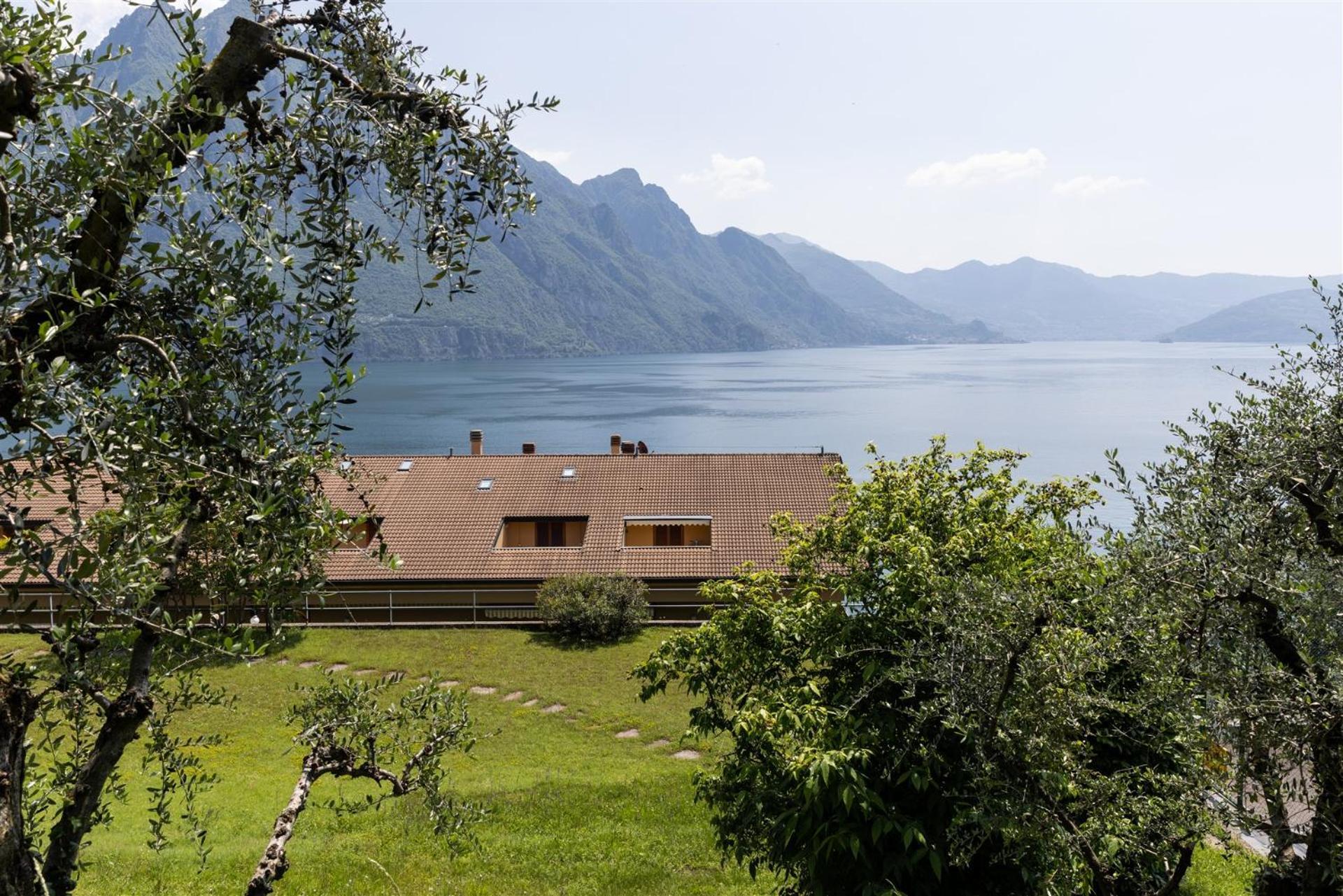Iseolakerental- Casa Trentapassi Riva di Solto Esterno foto