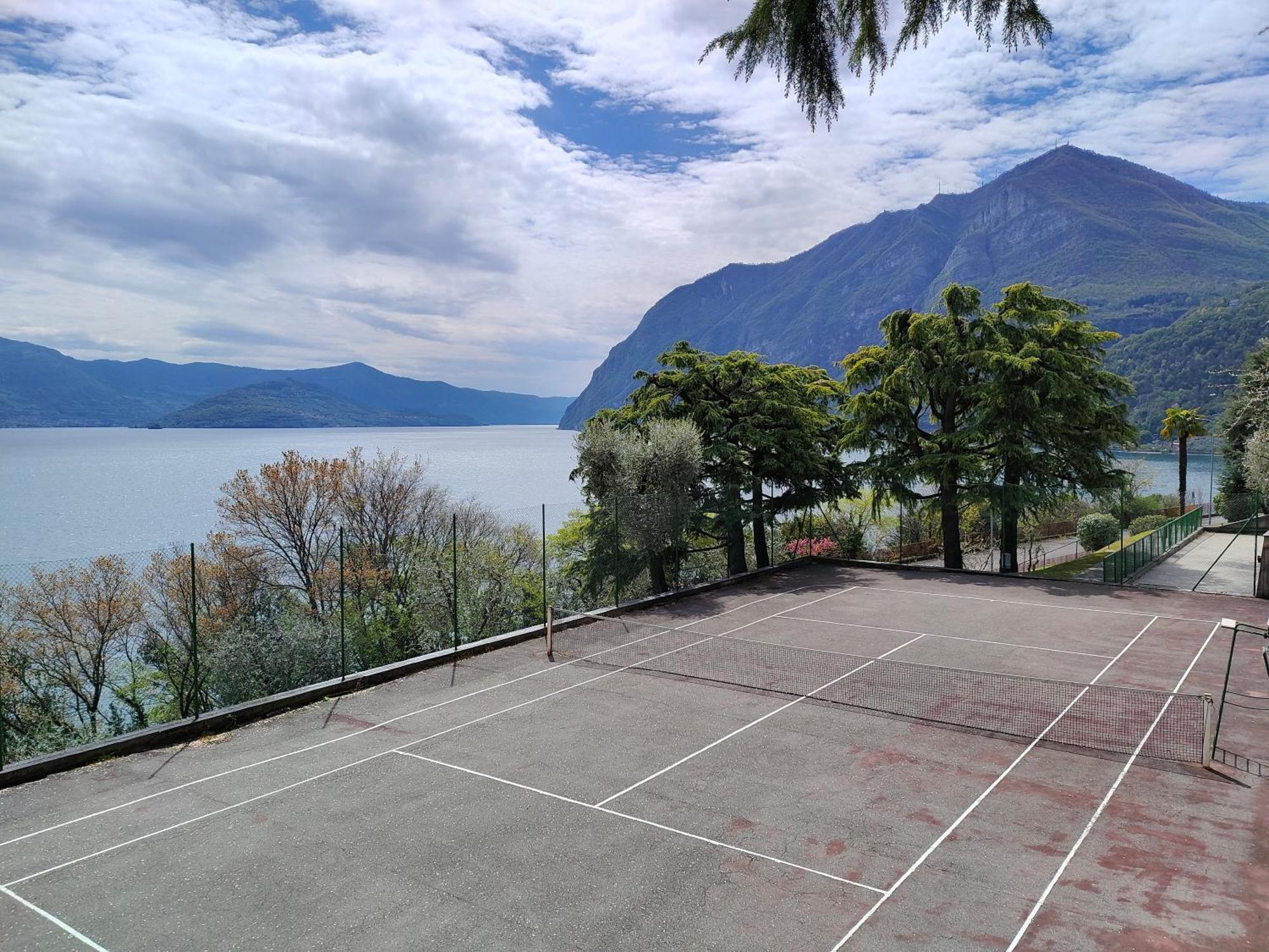 Iseolakerental- Casa Trentapassi Riva di Solto Esterno foto